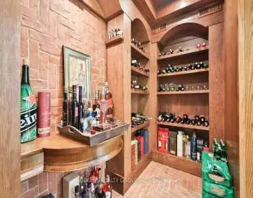 
Harrowsmith  Hurontario, Mississauga 4 beds 5 baths 2 garage $1.459M