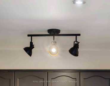 
Woodruff  Malton, Mississauga 4 beds 4 baths 1 garage $1.025M