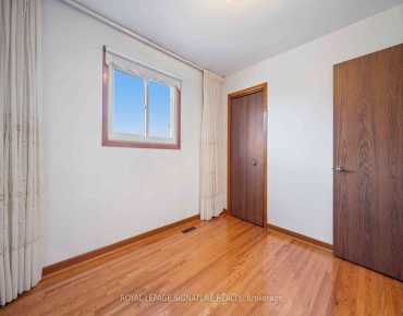 3912 Midhurst Ln Rathwood, Mississauga 4 beds 2 baths 1 garage $1.09M
