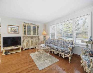 9 Westmount Park Rd Humber Heights, Toronto 3 beds 2 baths 2 garage $4.1M
