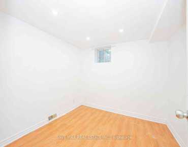 3645 Indigo Cres Lisgar, Mississauga 4 beds 4 baths 1 garage $975K
