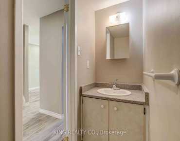 1465 Andros Blvd Clarkson, Mississauga 3 beds 4 baths  garage $700K
