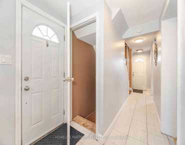 7289 Terragar Blvd Lisgar, Mississauga 4 beds 5 baths 2 garage $1.549M