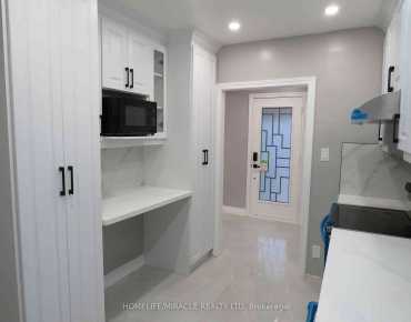 8 Pandora Circ Woburn, Toronto 3 beds 1 baths 1 garage $749.9K