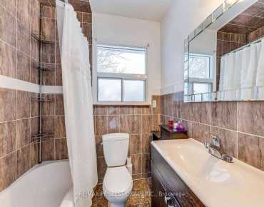 62 Cherrystone Dr <a href='https://luckyalan.com/community.php?community=Toronto:Hillcrest Village'>Hillcrest Village, Toronto</a> 3 beds 2 baths 1 garage $1.25M