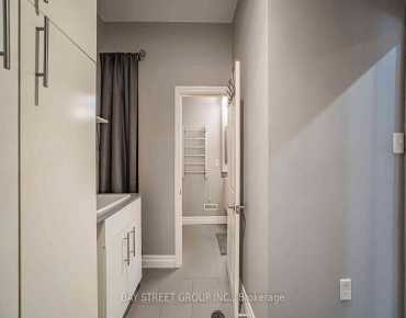 4362 Spinningdale Crt East Credit, Mississauga 3 beds 4 baths 2 garage $1.15M