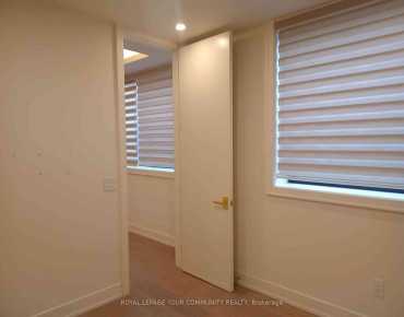 
739 Ebony Ave Lakeview, Mississauga 4 beds 5 baths 1 garage $1.9M
