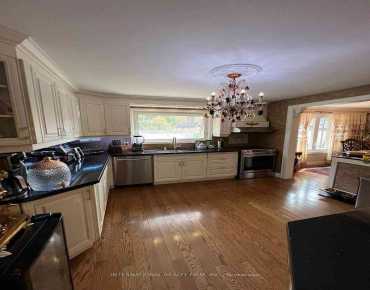 
7270 Mohican Crt Malton, Mississauga 3 beds 2 baths 2 garage $999K