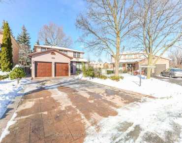2291 Marzipan Crt Streetsville, Mississauga 4 beds 4 baths 2 garage $1.5M