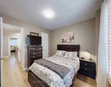 3221 Redpath Circ Lisgar, Mississauga 3 beds 4 baths 1 garage $879K