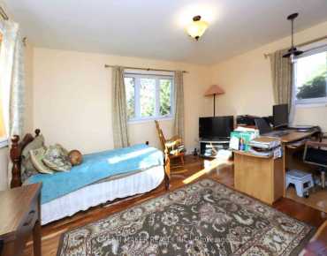 
1070 Geran Cres Sheridan, Mississauga 4 beds 5 baths 2 garage $2.9M