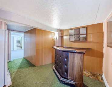 47 Ronald Ave Briar Hill-Belgravia, Toronto 3 beds 2 baths 1 garage $849K