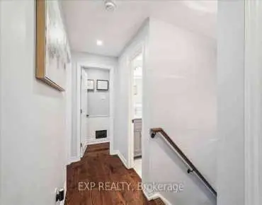 
1923 Steepbank Cres Applewood, Mississauga 4 beds 3 baths 2 garage $1.55M
