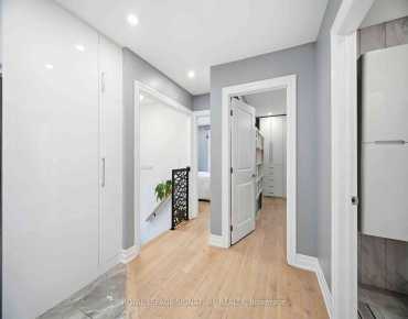 
70 Summerhill Gdns <a href='https://luckyalan.com/community.php?community=Toronto:Rosedale-Moore Park'>Rosedale-Moore Park, Toronto</a> 2 beds 2 baths  garage $2.399M