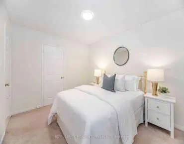 60 Suburban Dr Streetsville, Mississauga 3 beds 2 baths 1 garage $1.479M