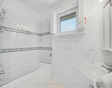 
Samuelson  Meadowvale Village, Mississauga 3 beds 3 baths 1 garage $999.9K