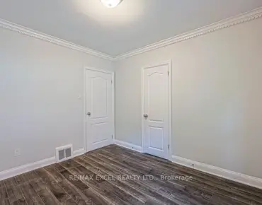 
104 McRoberts Ave Corso Italia-Davenport, Toronto 4 beds 3 baths  garage $899.999K