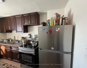 
500 Caledonia Rd Caledonia-Fairbank, Toronto 3 beds 3 baths  garage $1.13M
