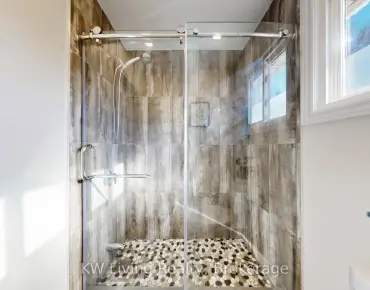 1992 Folkway Dr Erin Mills, Mississauga 4 beds 4 baths 2 garage $1.34M
