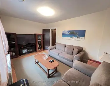 33 Chandos Ave Dovercourt-Wallace Emerson-Junction, Toronto 5 beds 3 baths 2 garage $1.3M
