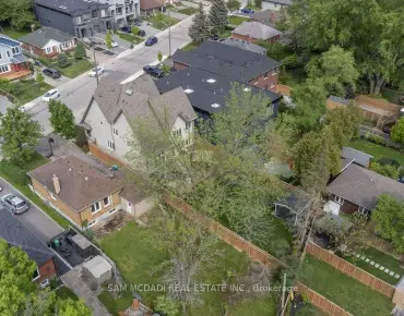 
24 Oakwood Ave Port Credit, Mississauga 6 beds 3 baths 1 garage $2.049M