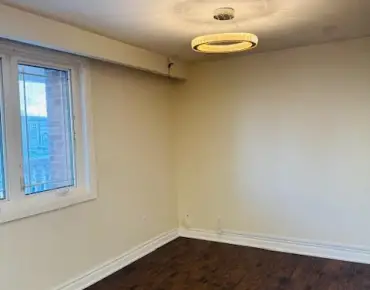 
40 Canoe Cres Rouge E11, Toronto 3 beds 3 baths 1 garage $949K