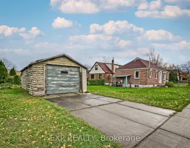 
493 Jane St Runnymede-Bloor West Village, Toronto 2 beds 2 baths  garage $769K