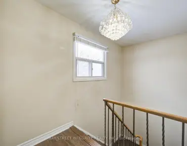 219 Touchstone Dr Brookhaven-Amesbury, Toronto 3 beds 3 baths 1 garage $899K