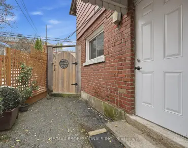 80 Lorna Rae Blvd Milliken, Toronto 3 beds 4 baths 2 garage $999K