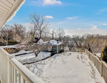 
299 Hounslow Ave <a href='https://luckyalan.com/community.php?community=Toronto:Willowdale West'>Willowdale West, Toronto</a> 4 beds 5 baths 2 garage $2.999M