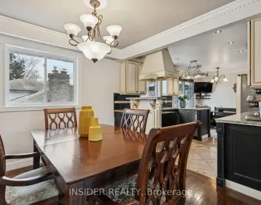 
4508 Donegal Dr Central Erin Mills, Mississauga 3 beds 4 baths 2 garage $1.14M