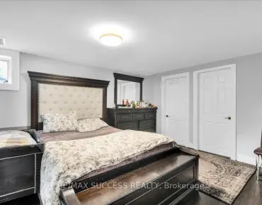 
3824 Allcroft Rd Lisgar, Mississauga 3 beds 3 baths 1 garage $788K