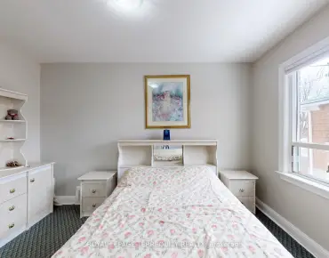 39 Coules Crt Alderwood, Toronto 3 beds 2 baths 1 garage $949K
