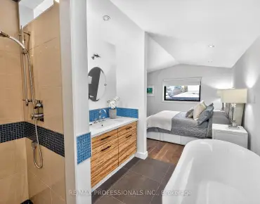 
836 Tenth St Lakeview, Mississauga 3 beds 2 baths 4 garage $2M