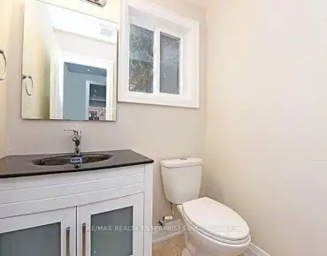 
1075 Roosevelt Rd Lakeview, Mississauga  beds  baths  garage $549.85K