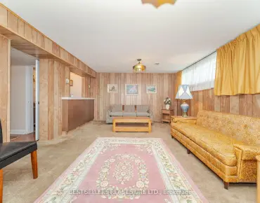 122 Marble Arch Cres Wexford-Maryvale, Toronto 5 beds 7 baths 1 garage $1.699M