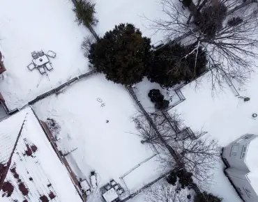 
Springfield Crt Sheridan, Mississauga 3 beds 3 baths 2 garage $1.6M