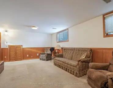 560 Meadow Wood Rd Clarkson, Mississauga 4 beds 4 baths 2 garage $2.65M