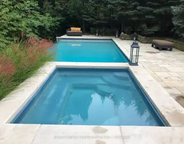 
64 Eaglewood Blvd Mineola, Mississauga 2 beds 2 baths  garage $1.2M