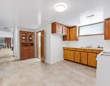 58 Keegan Cres York University Heights, Toronto 3 beds 2 baths 2 garage $1.14M
