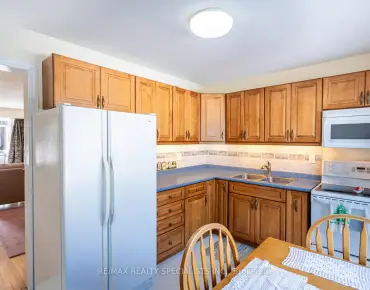 
1480 Clarkson Rd N Clarkson, Mississauga 3 beds 3 baths 2 garage $1.949M