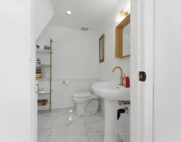 
20A Broadview Ave Port Credit, Mississauga 4 beds 4 baths 2 garage $1.989M