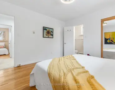 1364 Everall Rd Clarkson, Mississauga 3 beds 3 baths 1 garage $989K
