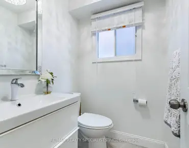 
5087 Silverwater Mill Cres East Credit, Mississauga 4 beds 4 baths 2 garage $1.499M