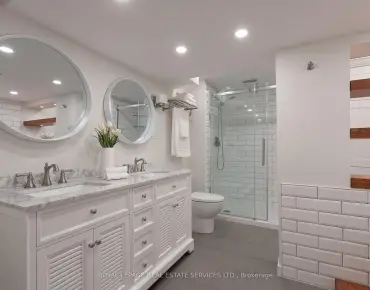 
Westbury  Central Erin Mills, Mississauga 4 beds 3 baths 1 garage $960K