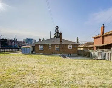 
1543 Dundas St E South Riverdale, Toronto 5 beds 3 baths  garage $2.2M