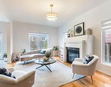 
Mainsail Cres Erin Mills, Mississauga 4 beds 3 baths  garage $849.786K