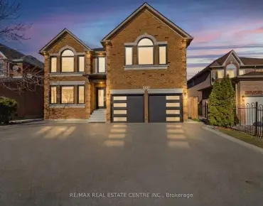 
4134 Murray Hill Cres Creditview, Mississauga 4 beds 4 baths 2 garage $1.399M