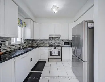 
5360 Landsborough Ave Hurontario, Mississauga 4 beds 3 baths 2 garage $1.15M