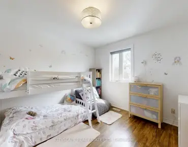 
55 Foxwarren Dr <a href='https://luckyalan.com/community.php?community=Toronto:Bayview Village'>Bayview Village, Toronto</a> 3 beds 3 baths 2 garage $1.6M